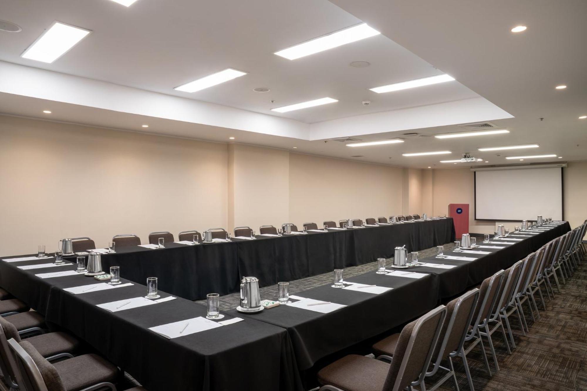Crowne Plaza Lima, an IHG Hotel Zewnętrze zdjęcie