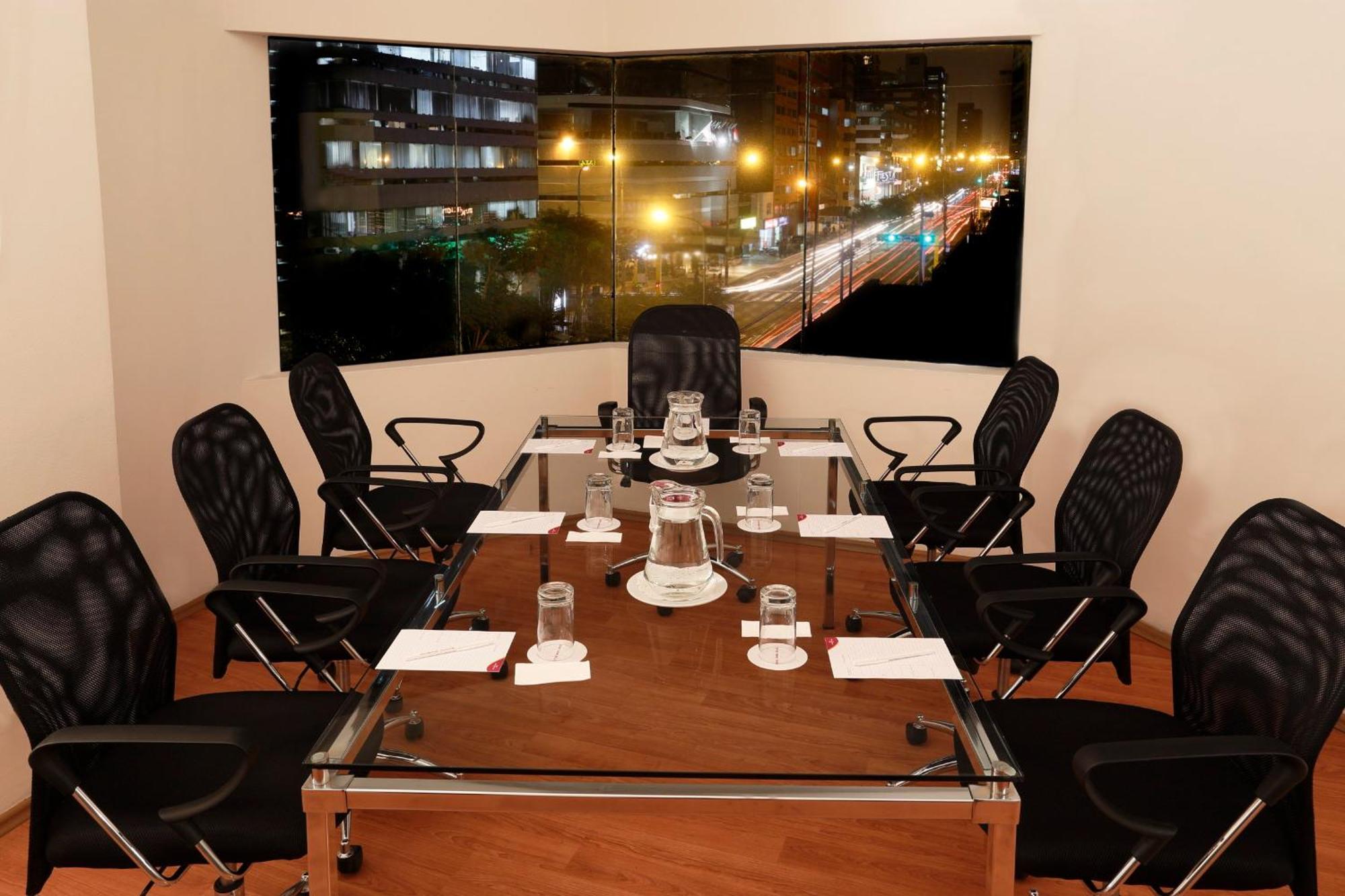 Crowne Plaza Lima, an IHG Hotel Zewnętrze zdjęcie