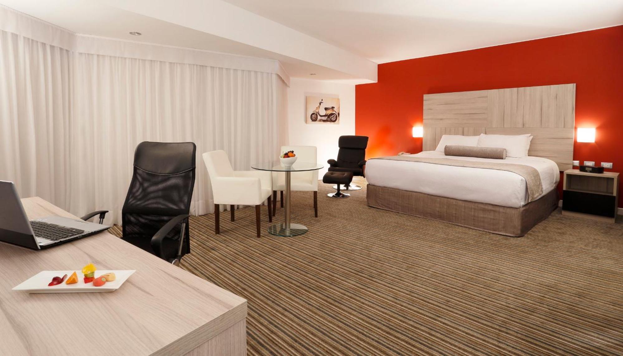 Crowne Plaza Lima, an IHG Hotel Zewnętrze zdjęcie